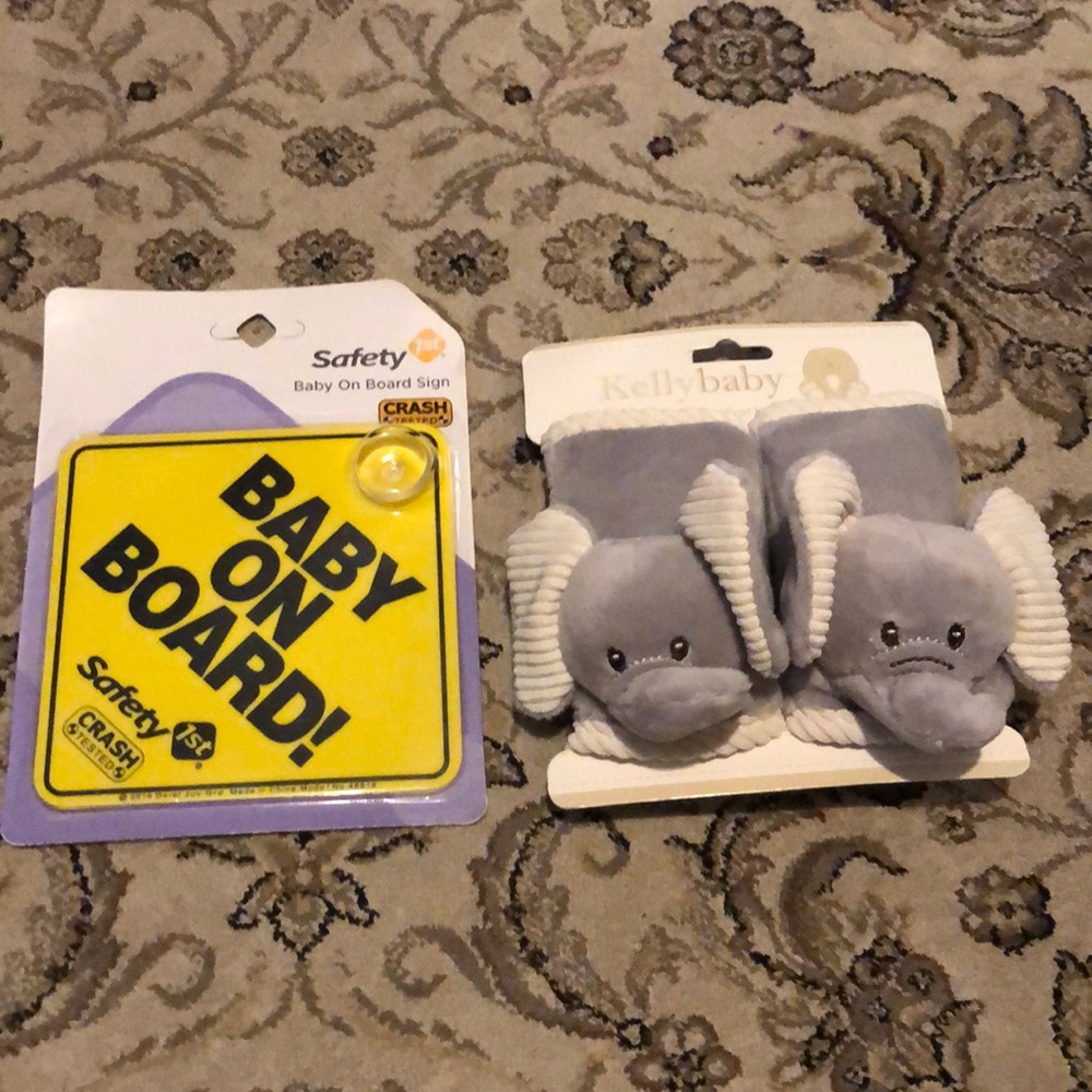 Baby car kit including baby sign and belt covers